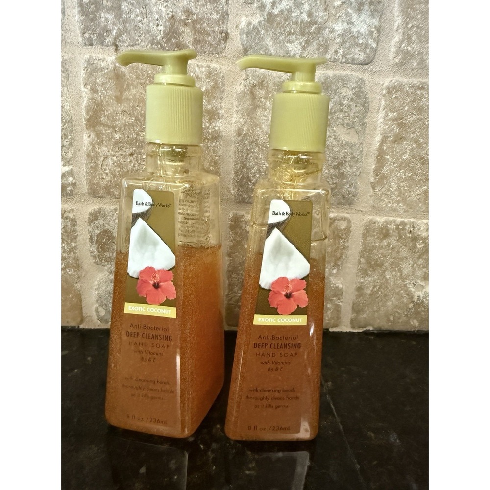 Bath & Body Works EXOTIC COCONUT‎ Antibacterial Deep Cleansing Hand Soap RARE *2
